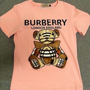 Burberry T shirt